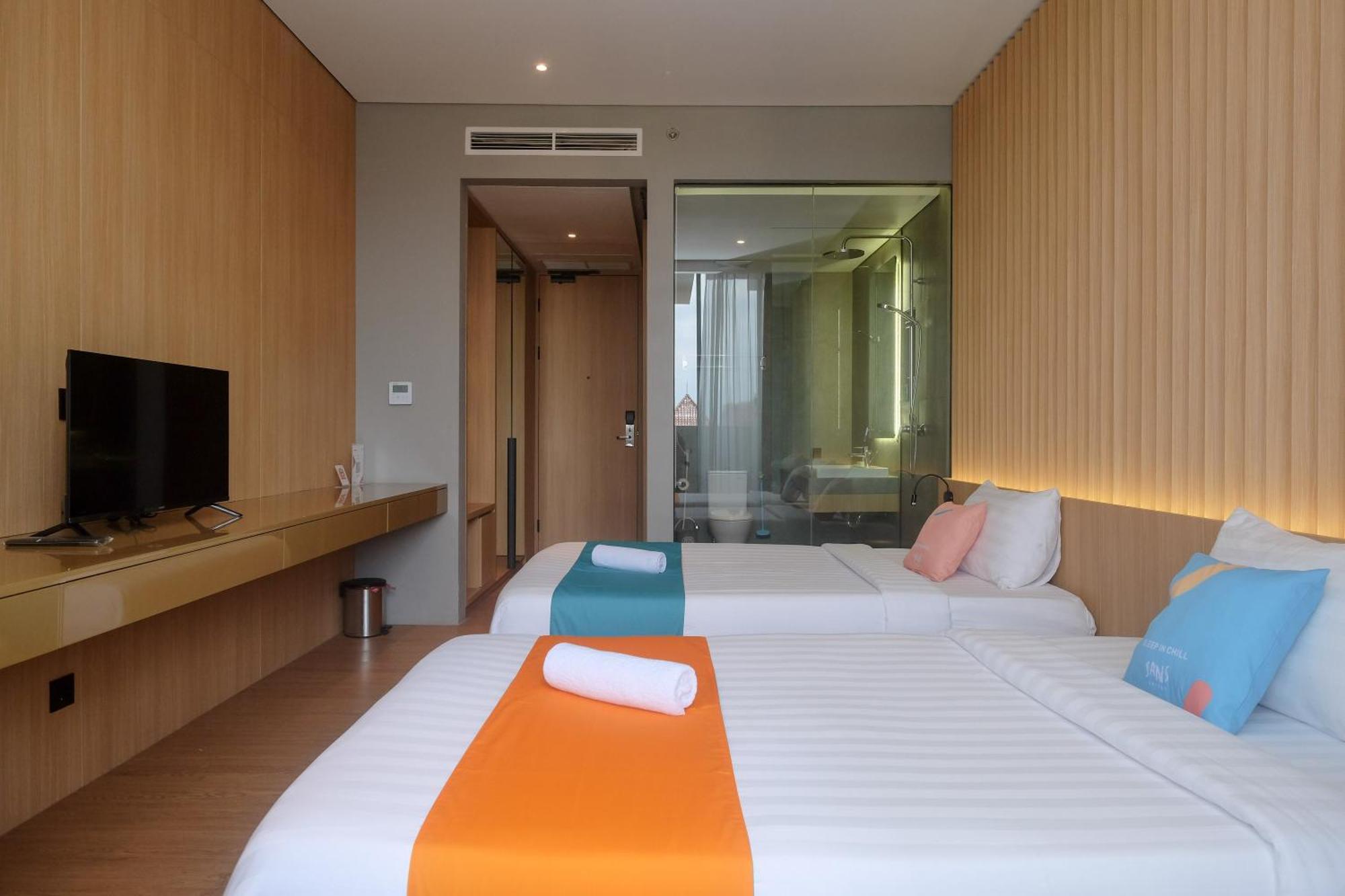 Pakualaman Sans Hotel Rg Living Jogja By Reddoorz מראה חיצוני תמונה
