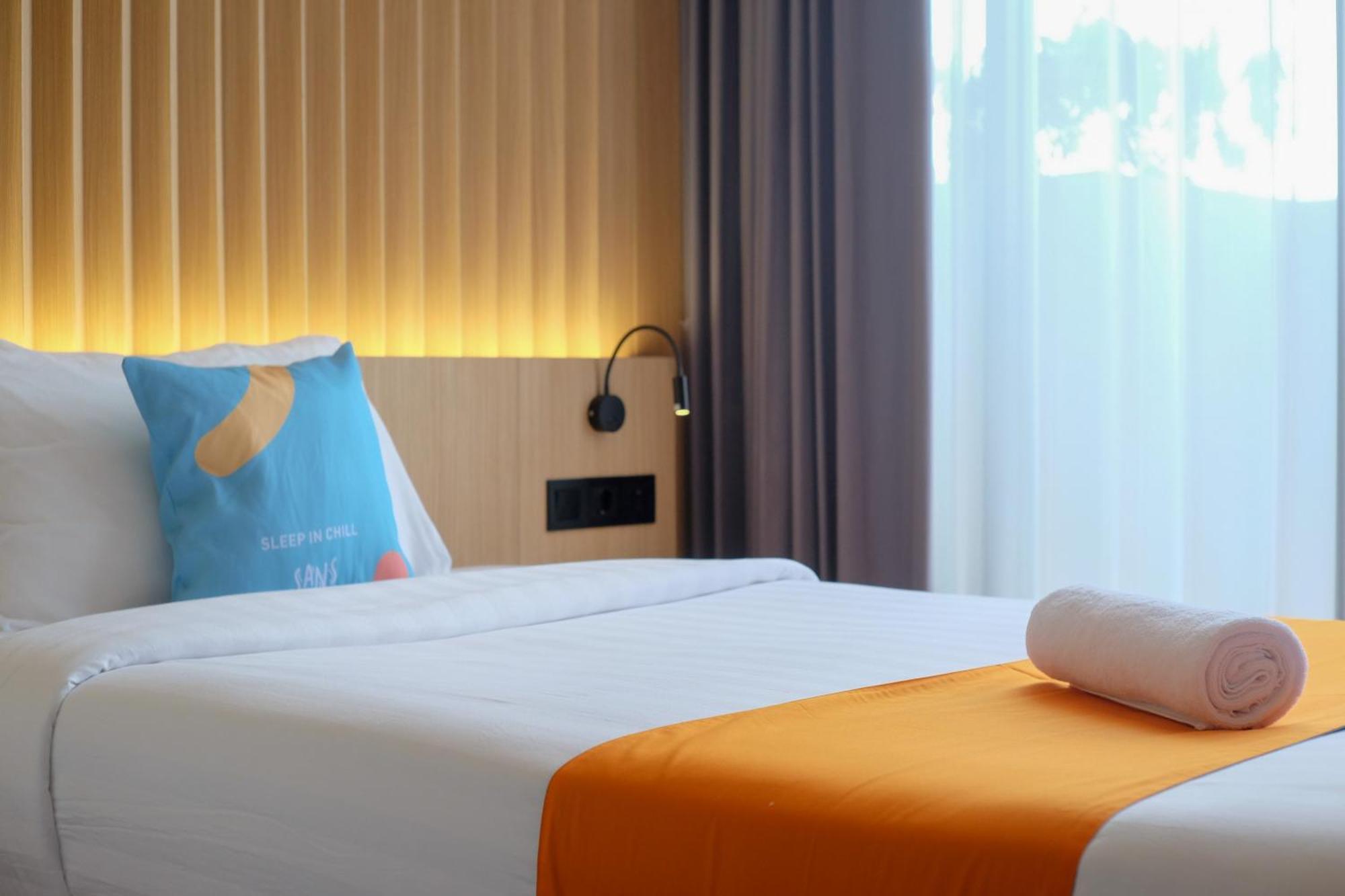Pakualaman Sans Hotel Rg Living Jogja By Reddoorz מראה חיצוני תמונה