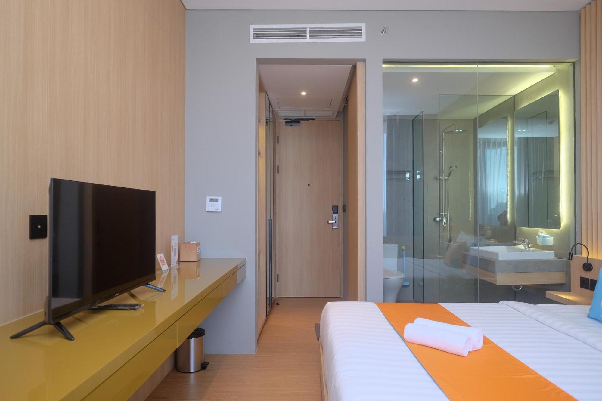 Pakualaman Sans Hotel Rg Living Jogja By Reddoorz מראה חיצוני תמונה